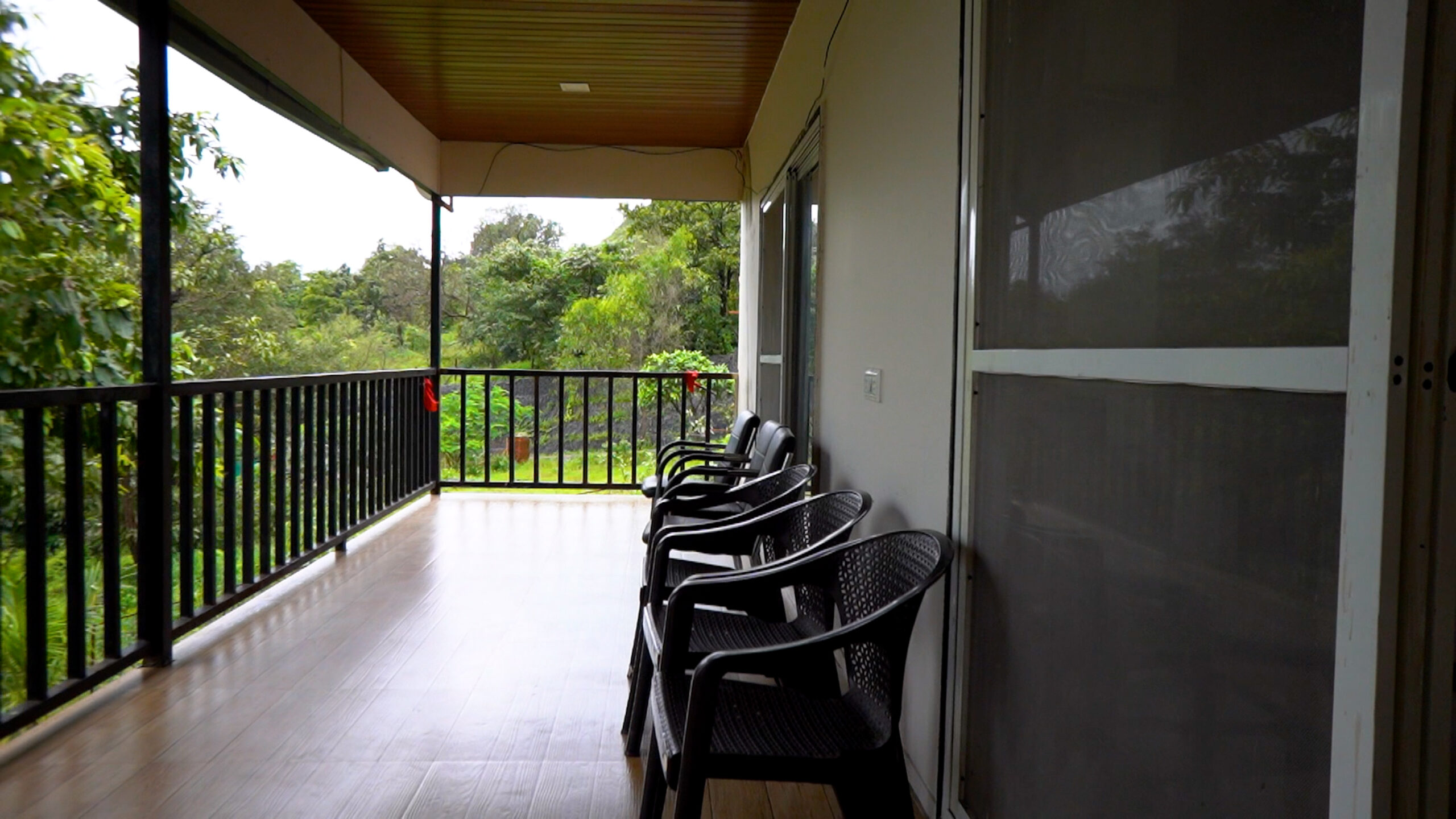 ss.00_07_52_09.Still049