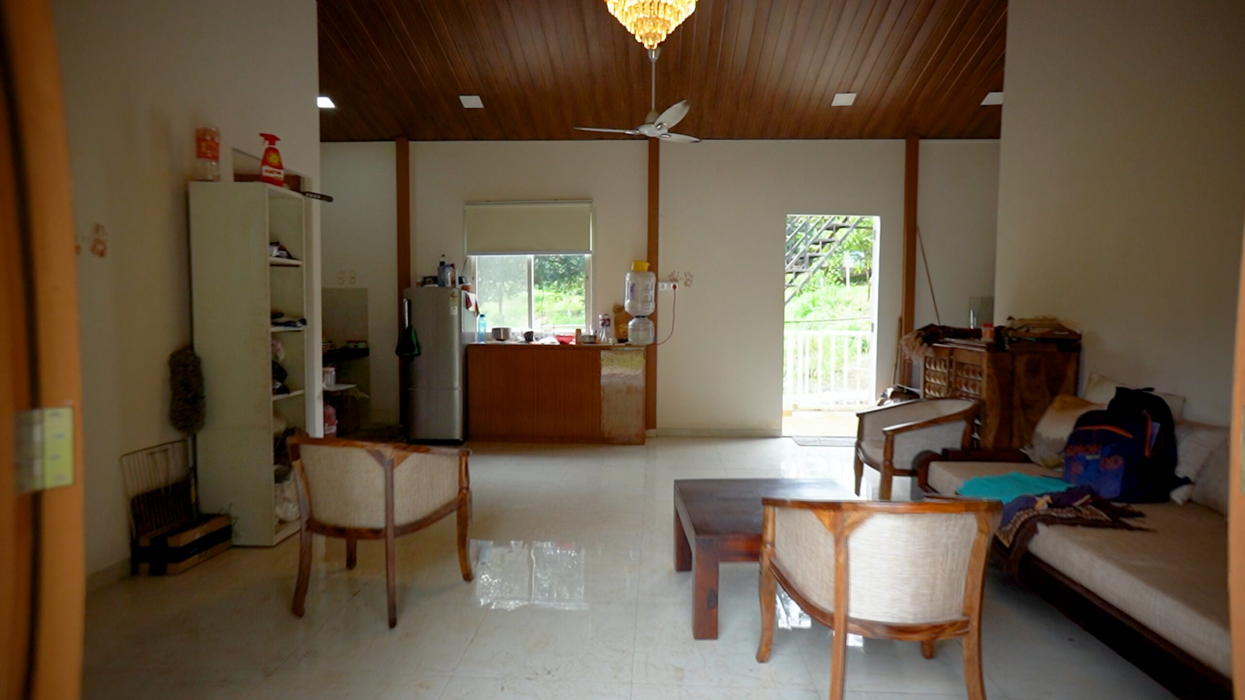 ss.00_10_17_07.Still064